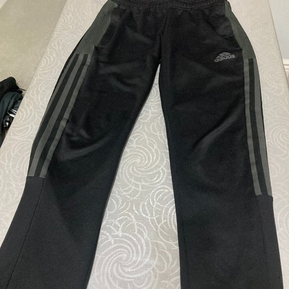 Boys Adidas TIRO pants Size M